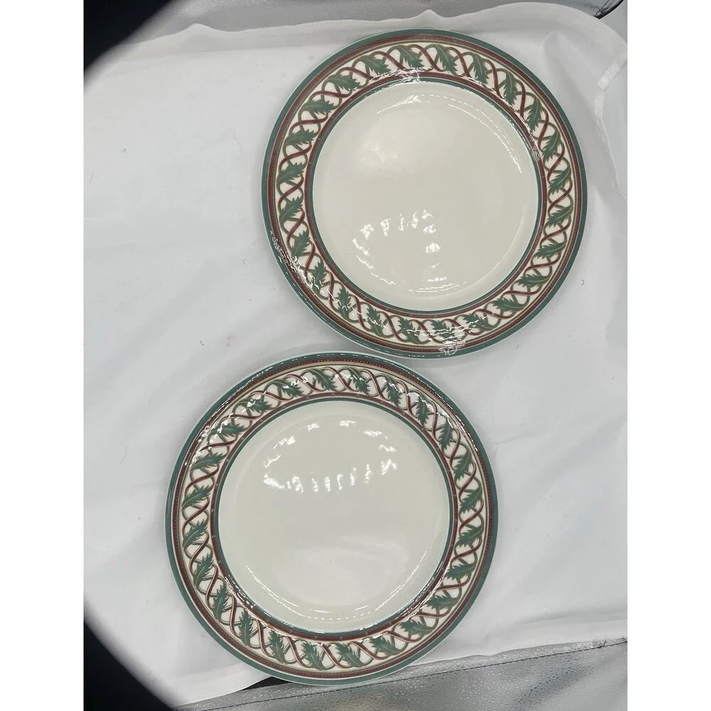 Set of 2 Pier 1 Christmas Dinner Plates 10.5